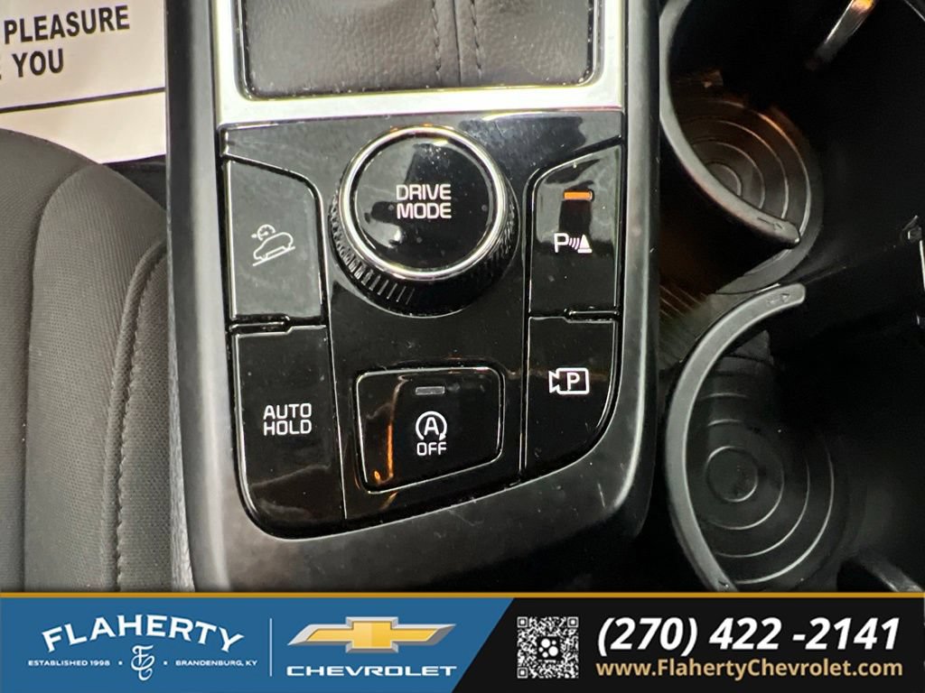 Used 2025 Kia Sportage LX FWD image 30