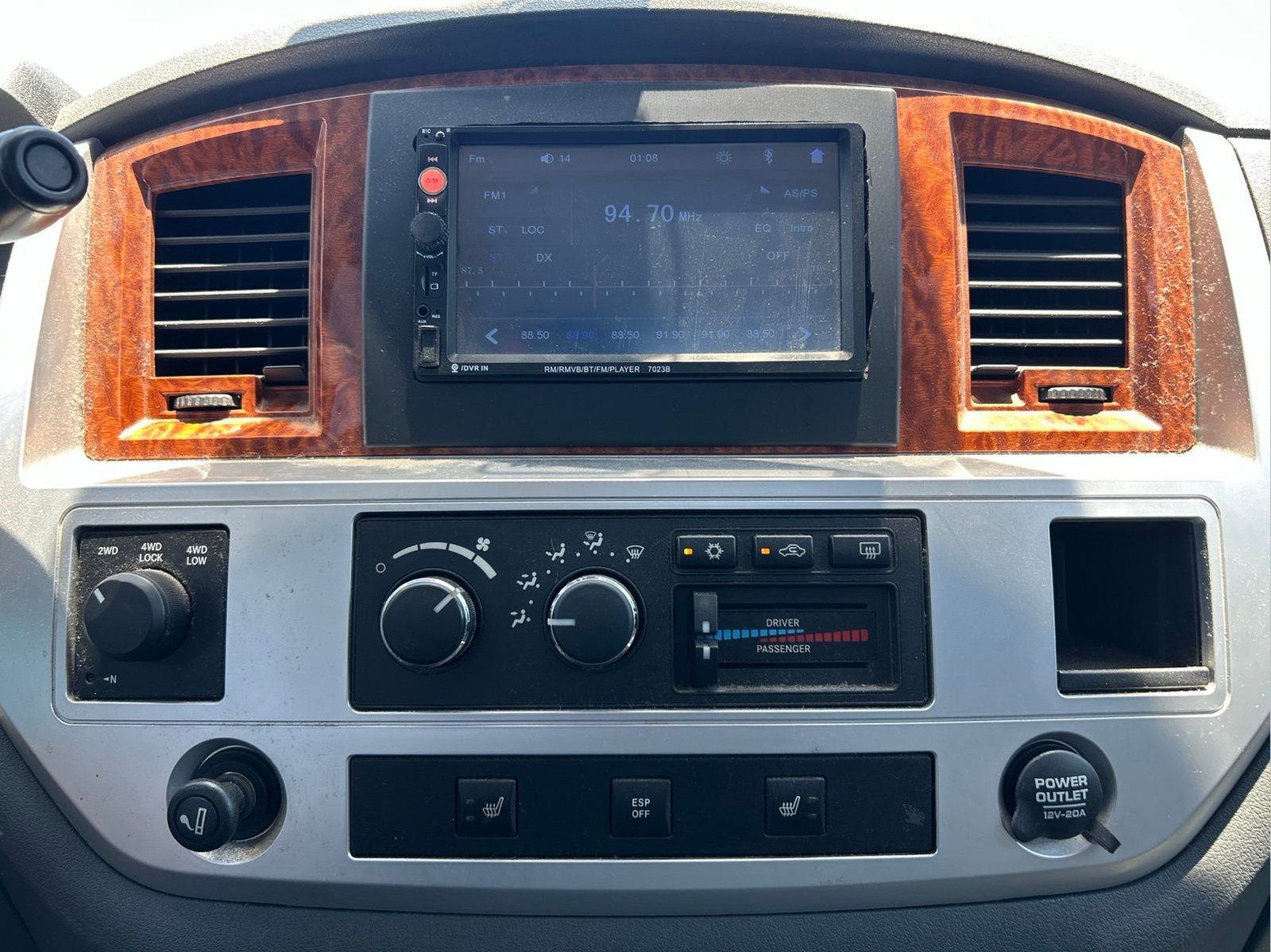 Used 2007 Dodge Ram 1500 Truck Laramie AWD/4WD image 17