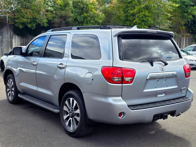 Used 2015 Toyota Sequoia Platinum AWD/4WD image 5