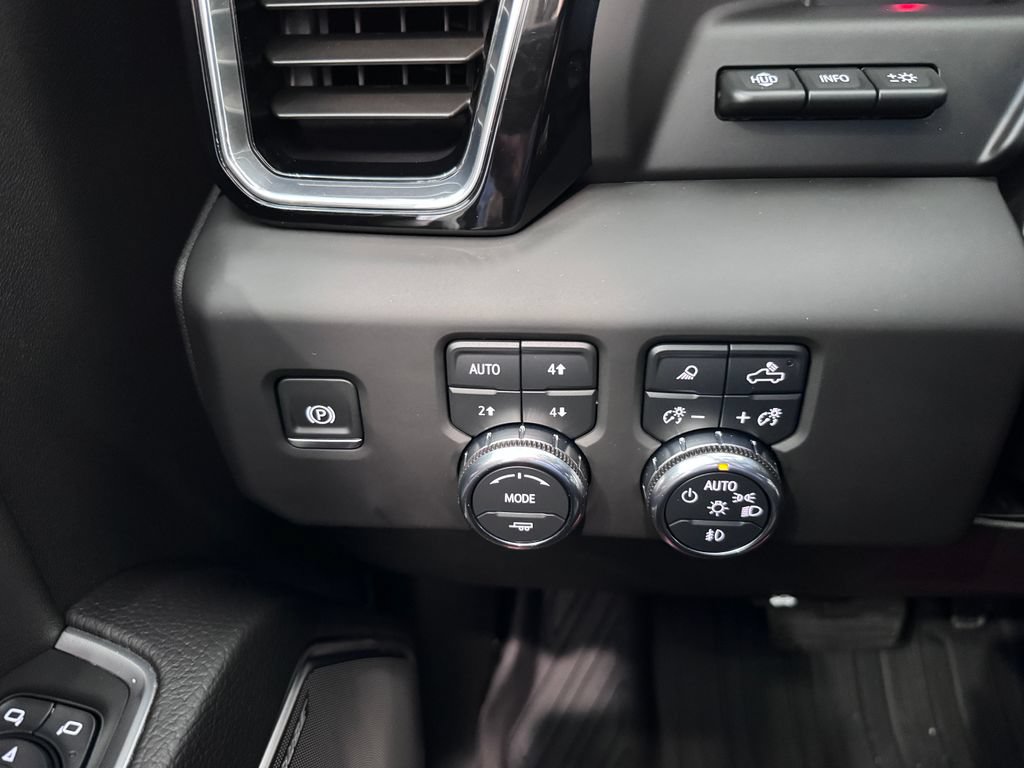 Certified 2025 GMC Sierra 1500 Denali AWD/4WD image 25