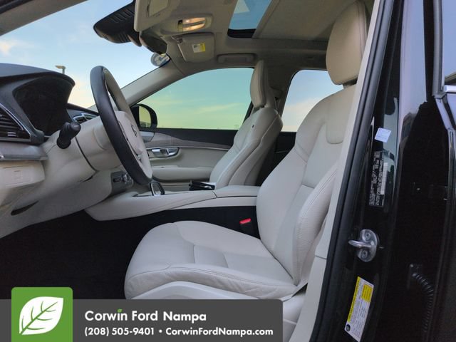 Used 2023 Volvo XC90 B5 Plus w/ Protection Package Premier AWD/4WD image 23