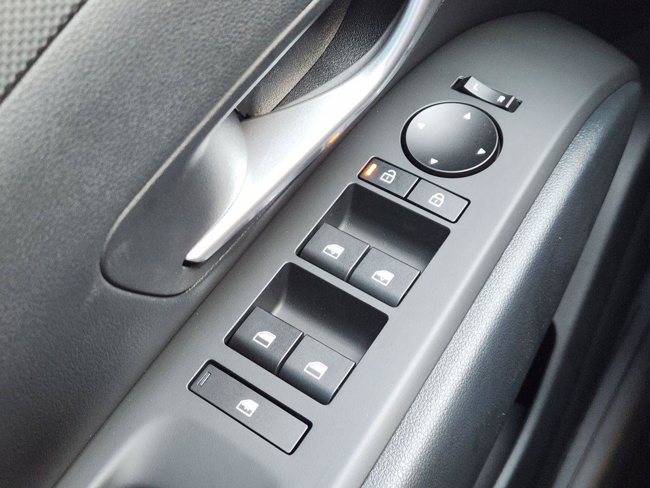 New 2026 Hyundai Tucson SEL FWD image 22
