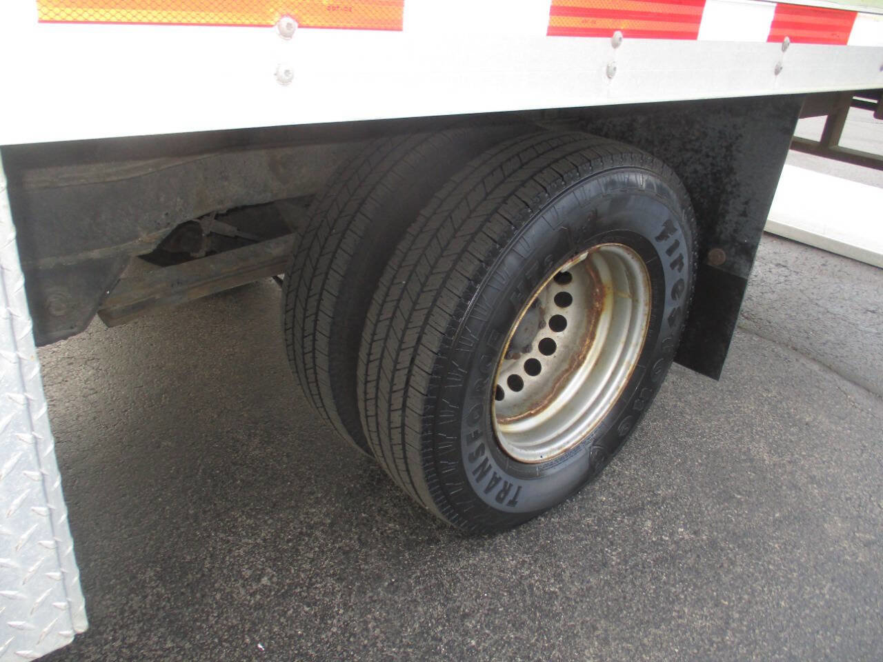 Used 2016 Freightliner Sprinter 3500 RWD image 14