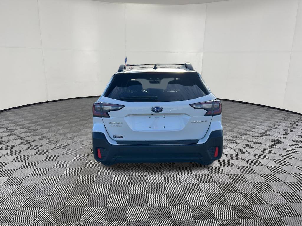 Used 2022 Subaru Outback Premium AWD/4WD image 4
