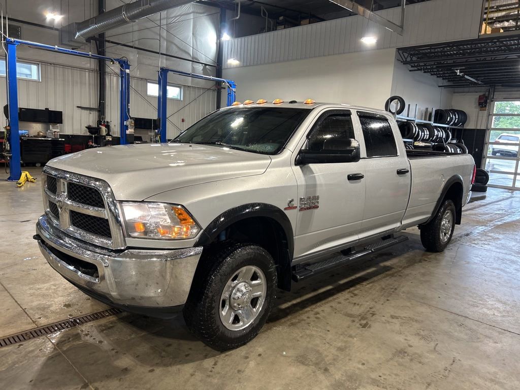 Used 2017 RAM 2500 Tradesman w/ Chrome Appearance Group AWD/4WD image 3