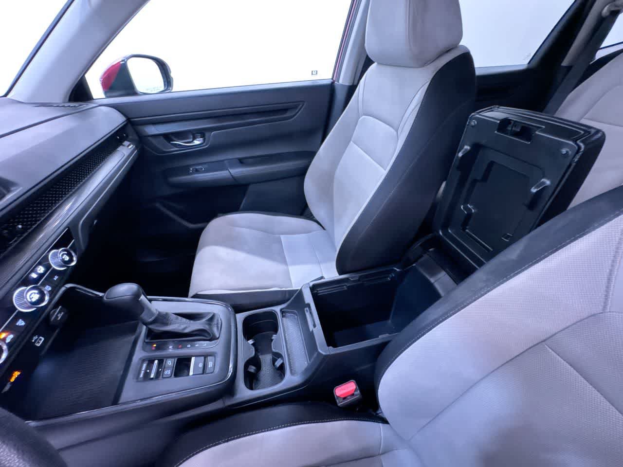 Used 2025 Honda CR-V LX image 27