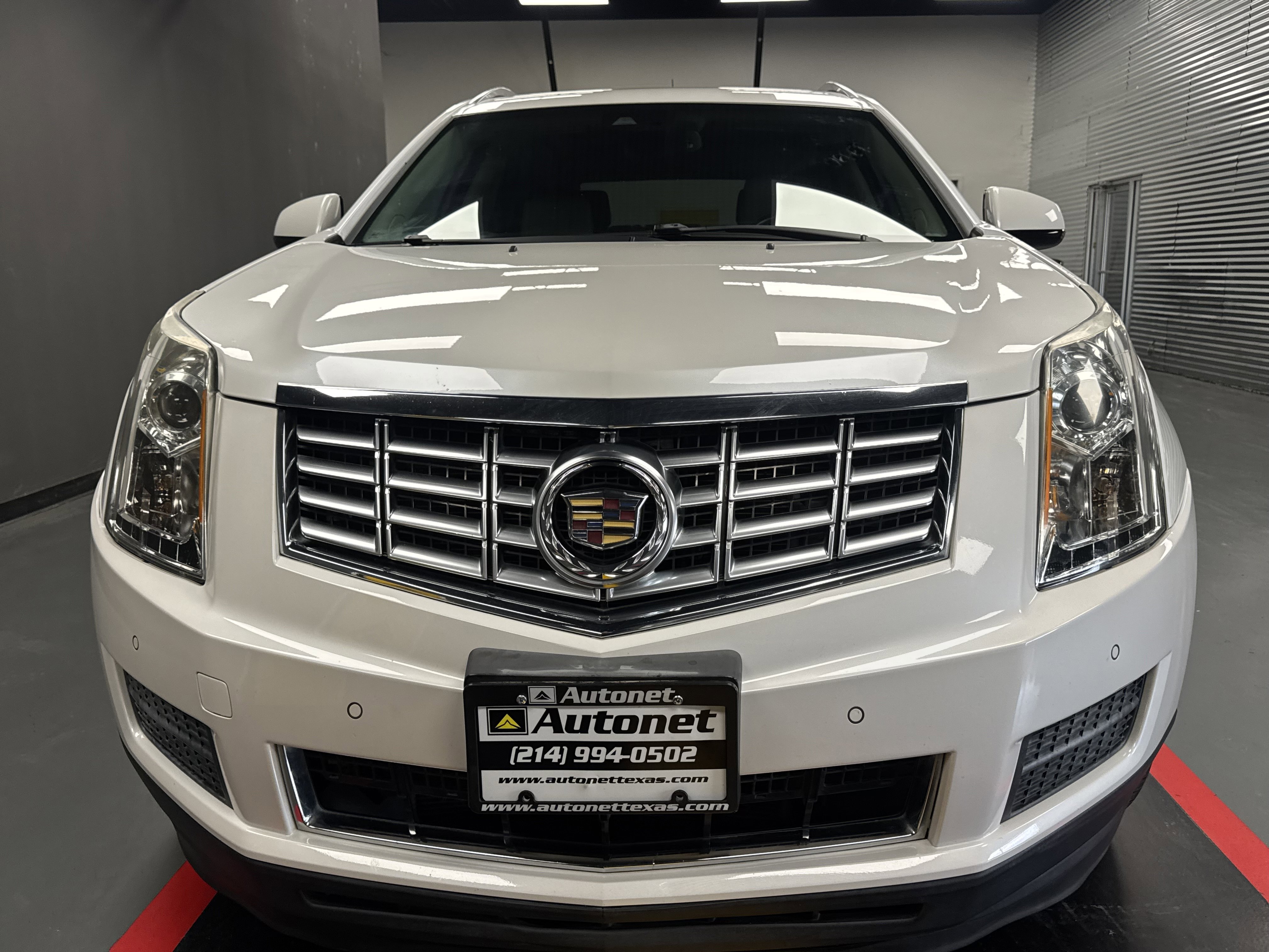 Used 2014 Cadillac SRX Luxury w/ Driver Awareness Package FWD image 7