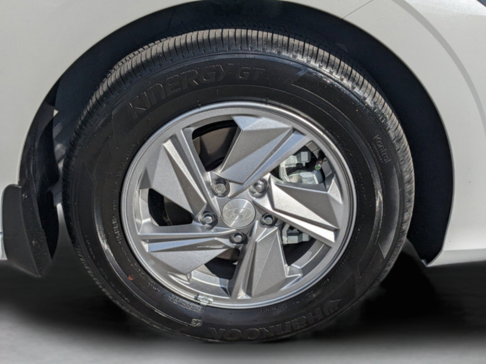 New 2026 Hyundai Elantra SE FWD image 28