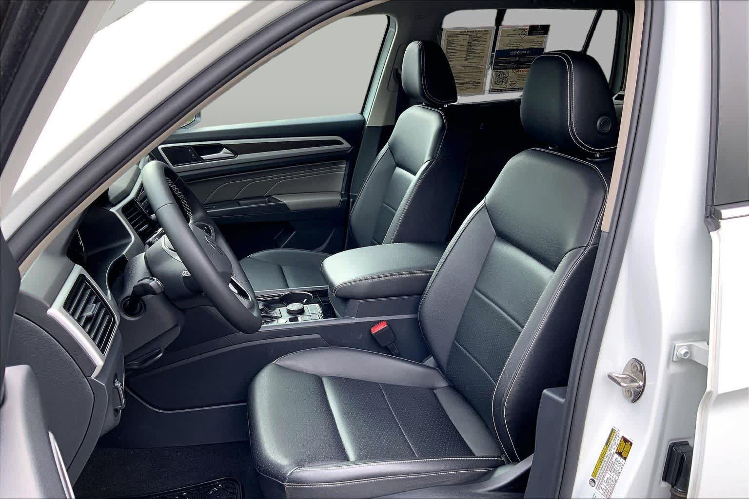 Used 2023 Volkswagen Atlas SE AWD/4WD image 9