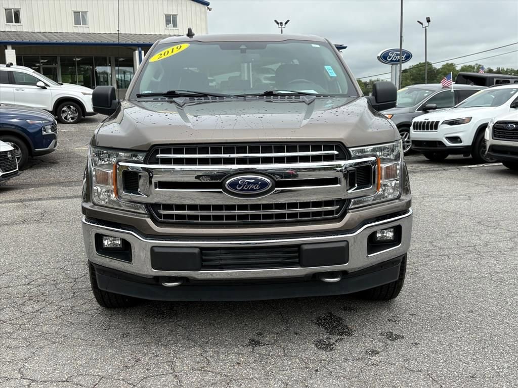 Used 2019 Ford F150 XLT w/ Equipment Group 302A Luxury AWD/4WD image 2