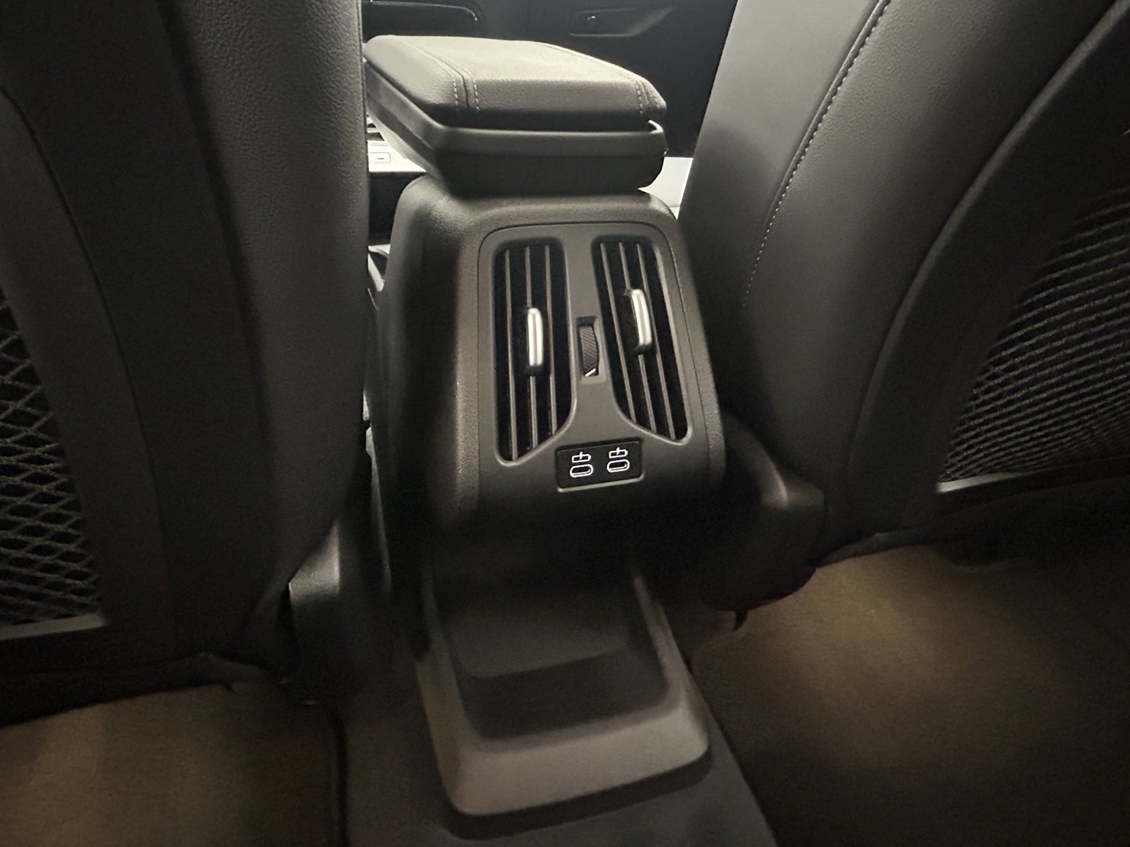 Used 2023 BMW X1 xDrive28i w/ Premium Package image 33