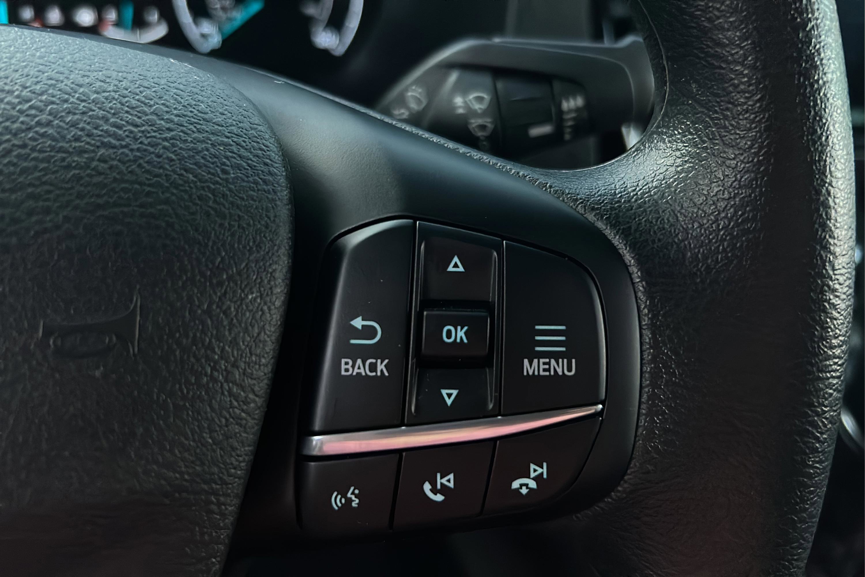 Used 2025 Ford Transit 350 XLT image 32