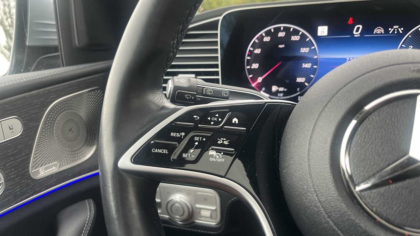 Certified 2024 Mercedes-Benz GLE 450 4MATIC image 40