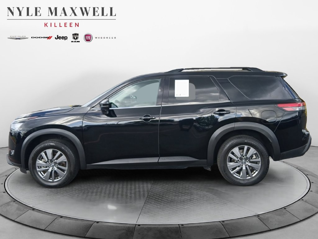 Used 2024 Nissan Pathfinder SV FWD image 13