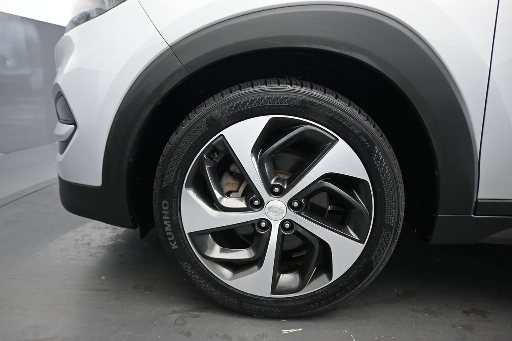 Used 2016 Hyundai Tucson Limited w/ Option Group 03 AWD/4WD image 53