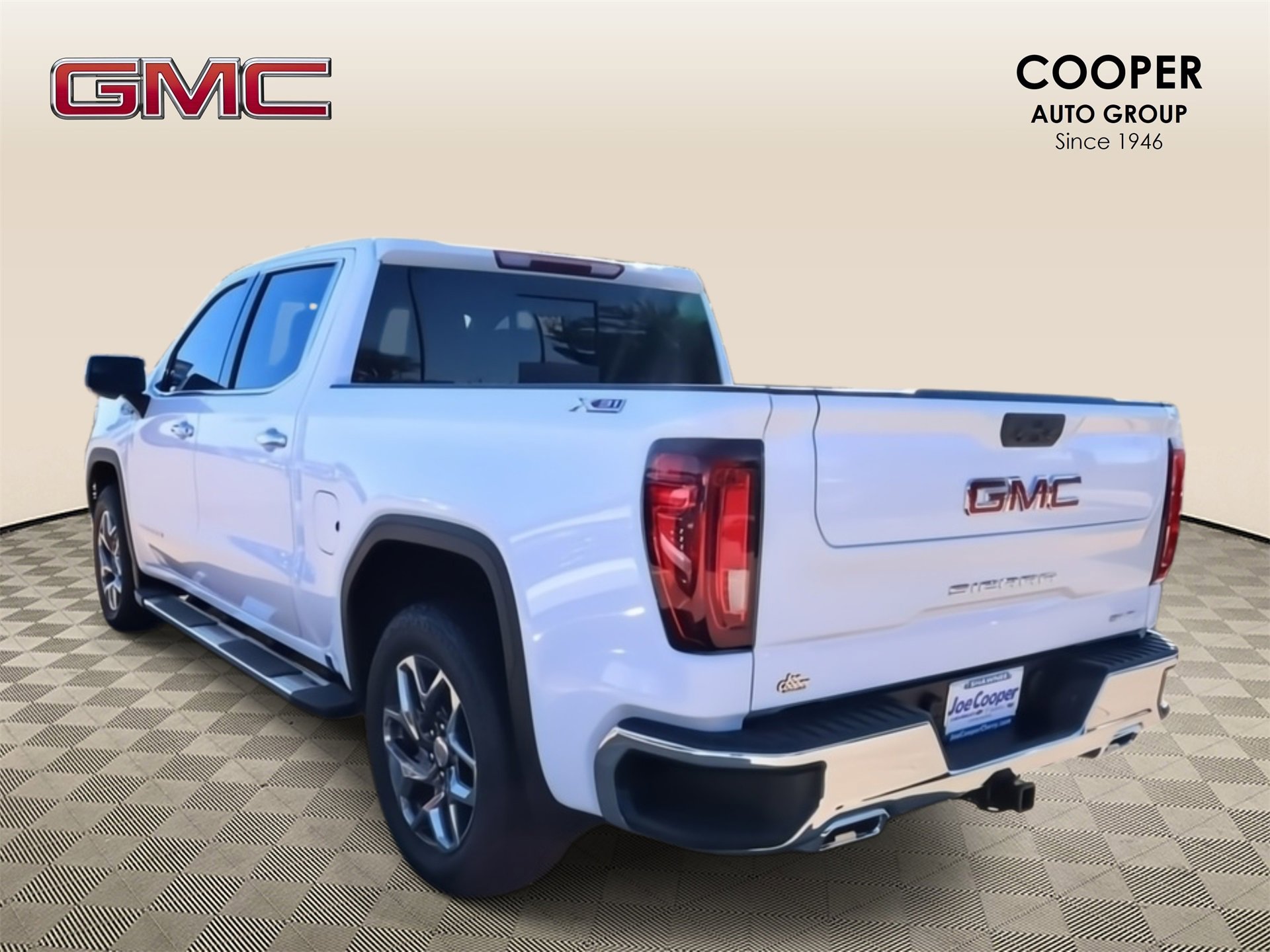 New 2026 GMC Sierra 1500 SLT w/ SLT Premium Package image 22