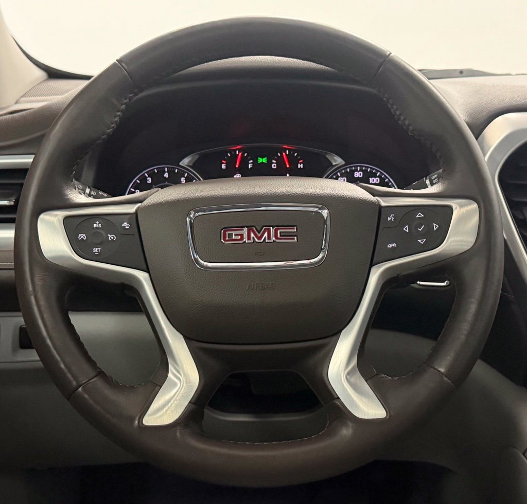 Used 2017 GMC Acadia SLT w/ LPO, Floor Liner Package FWD image 16