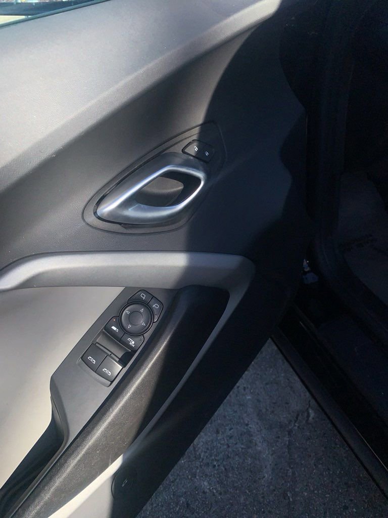 Used 2023 Chevrolet Camaro LT image 8