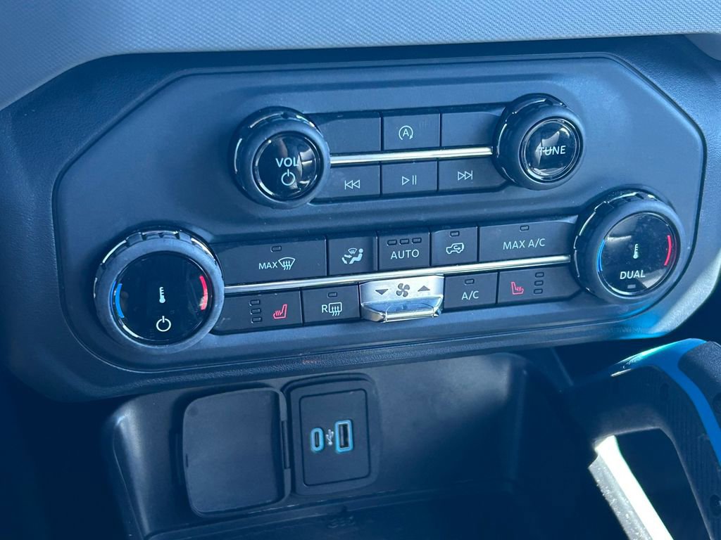 Used 2022 Ford Bronco Black Diamond w/ Sasquatch Package image 31