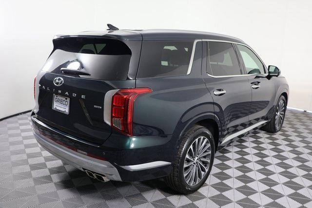 Used 2024 Hyundai Palisade Calligraphy image 8