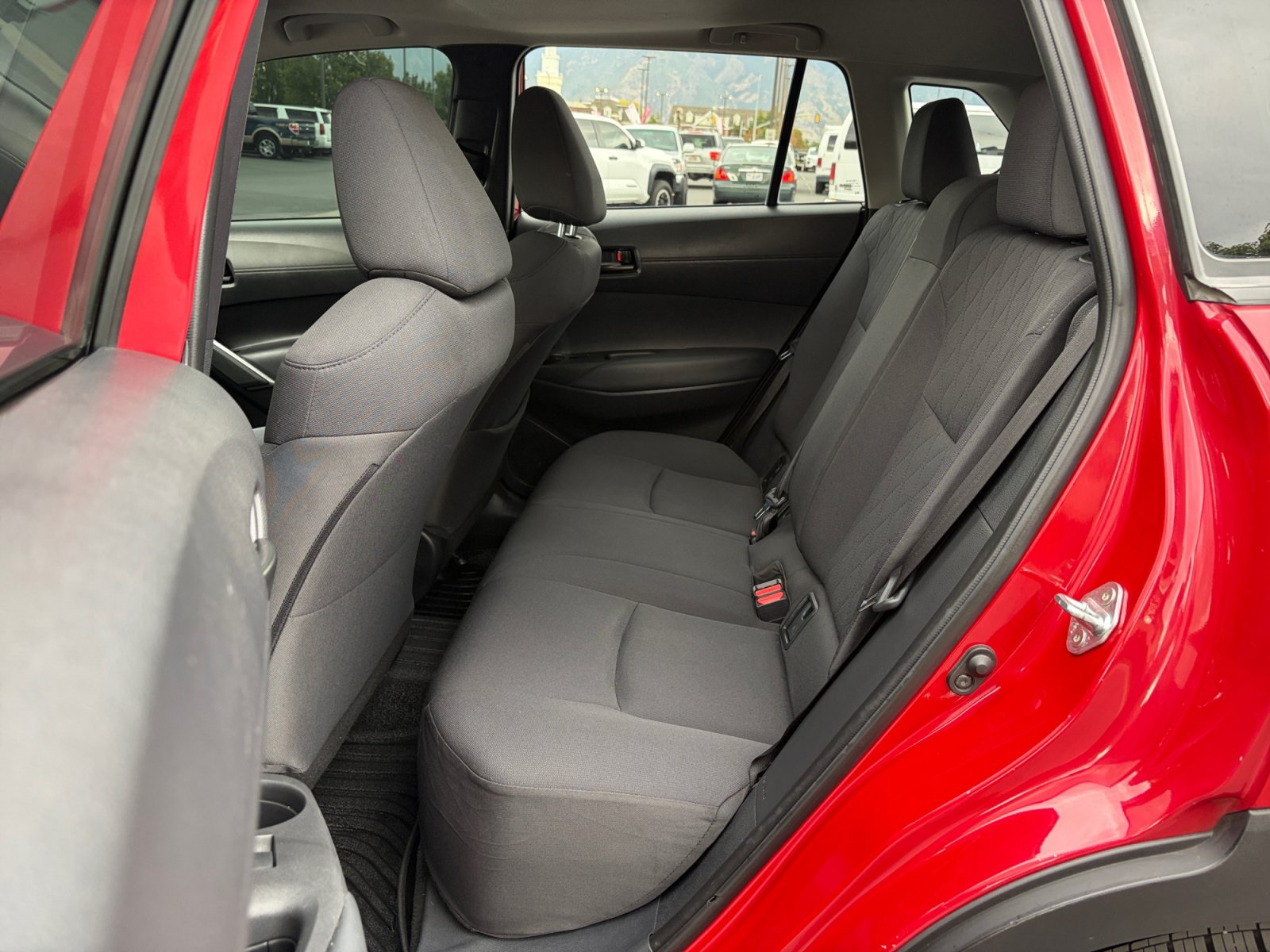 Used 2022 Toyota Corolla Cross LE w/ Moonroof Package AWD/4WD image 25