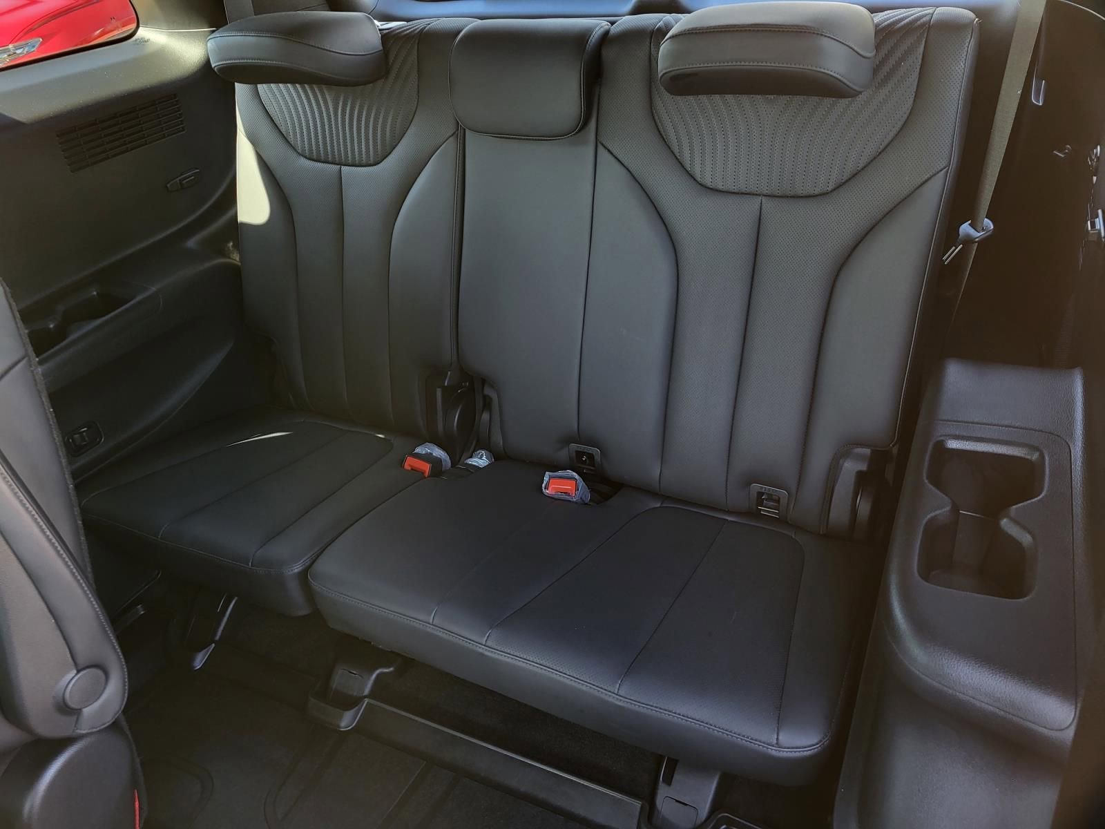 Used 2025 Hyundai Palisade Calligraphy image 15