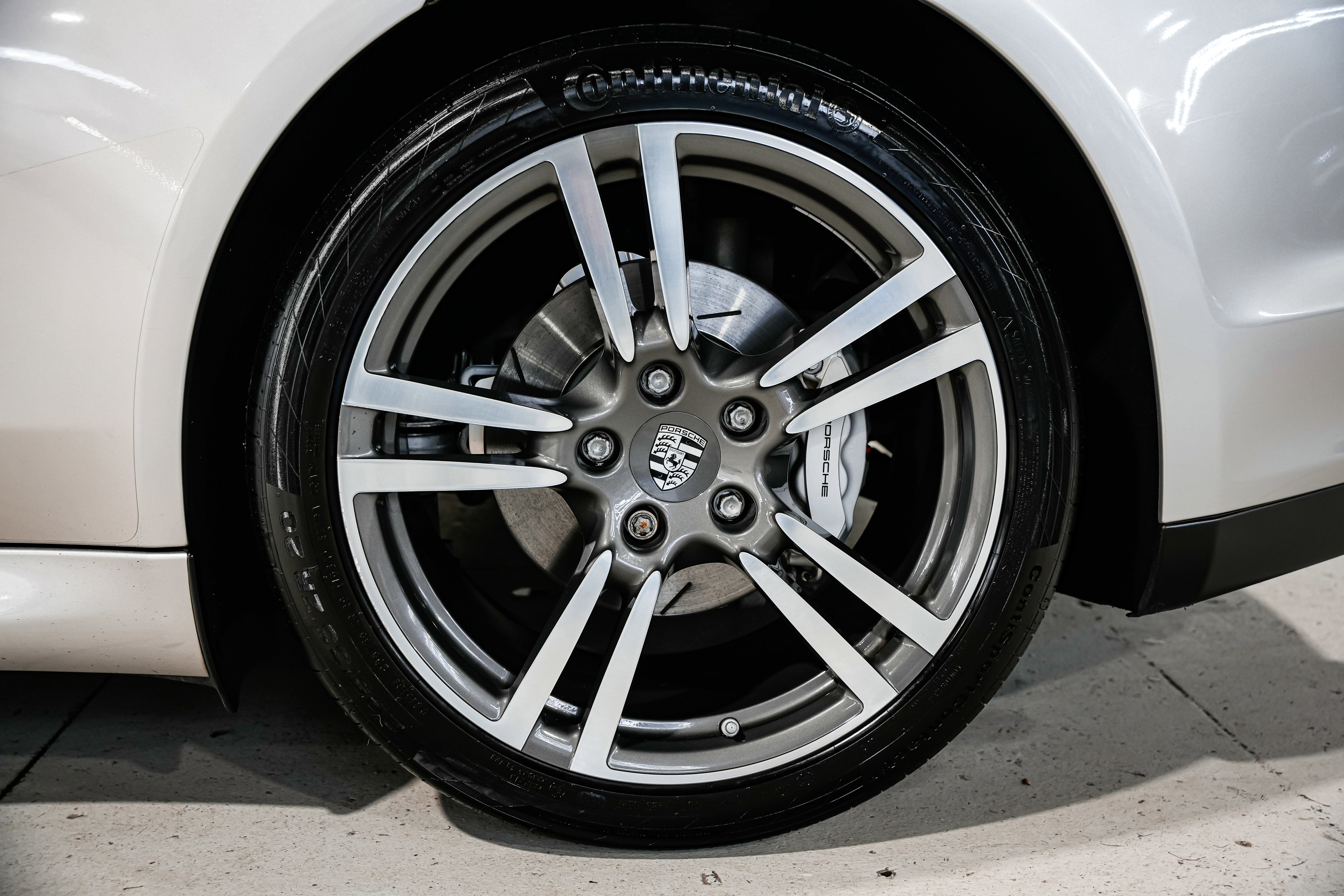 Used 2012 Porsche Panamera 4S image 49