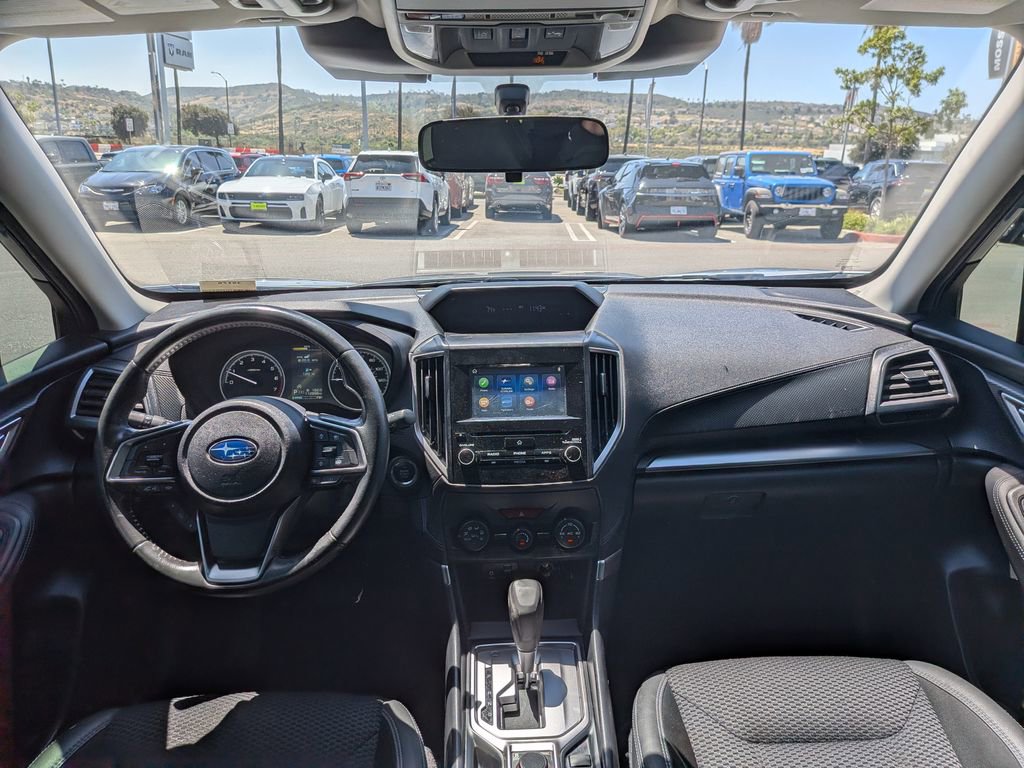 Used 2022 Subaru Forester Premium AWD/4WD image 16