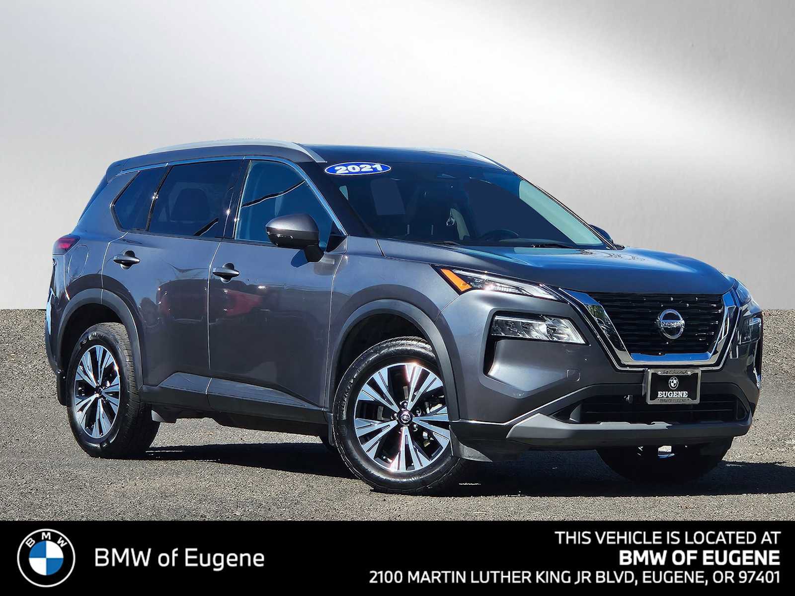 Used 2021 Nissan Rogue SV image 1