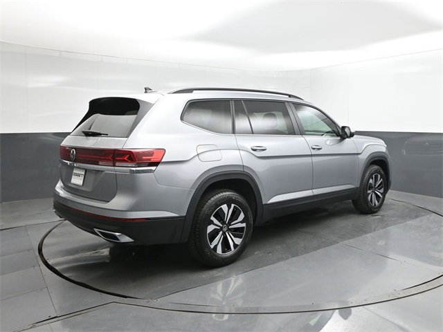 New 2026 Volkswagen Atlas SE image 11