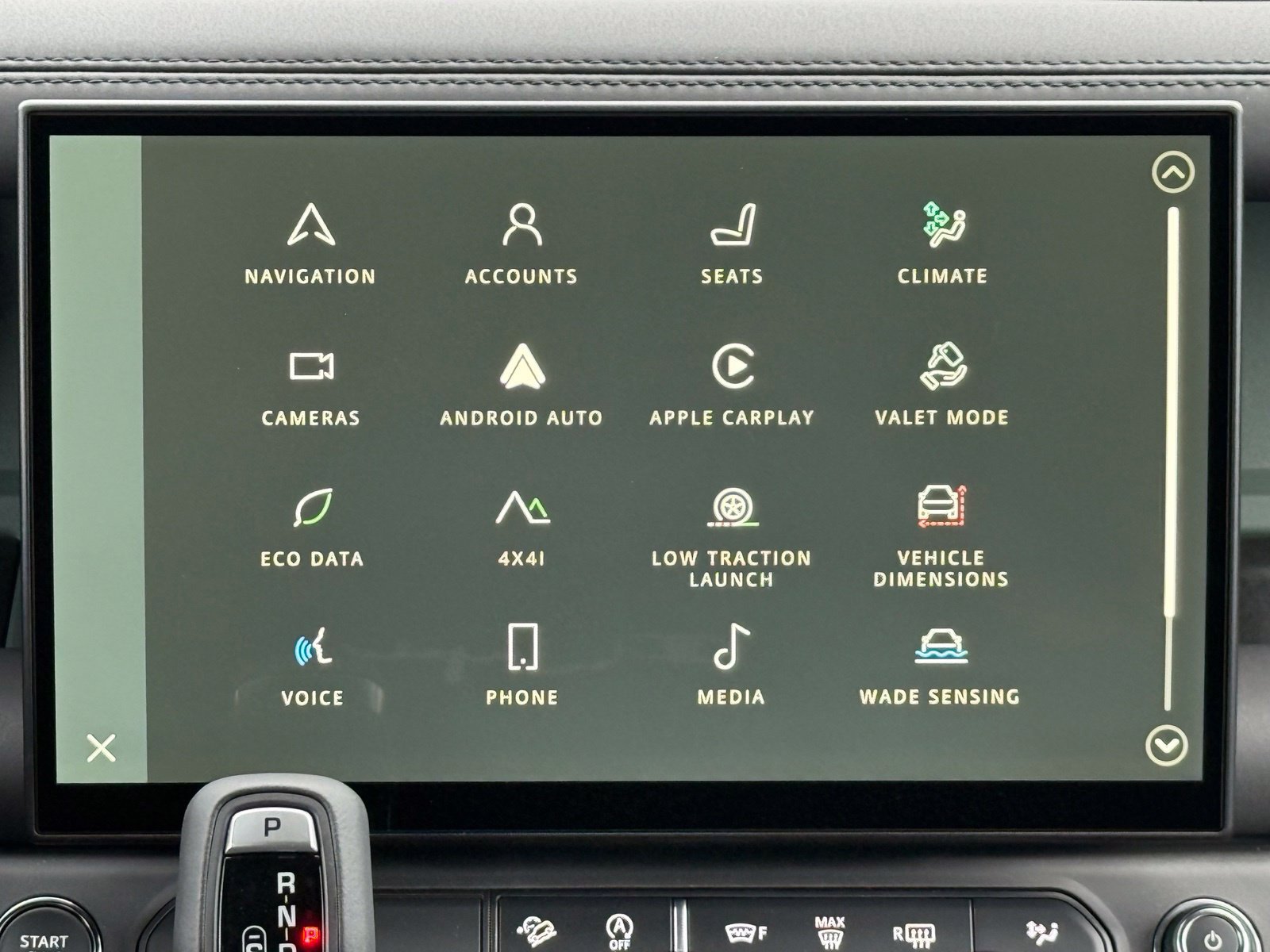 New 2026 Land Rover Defender 110 Trophy Edition AWD/4WD image 26