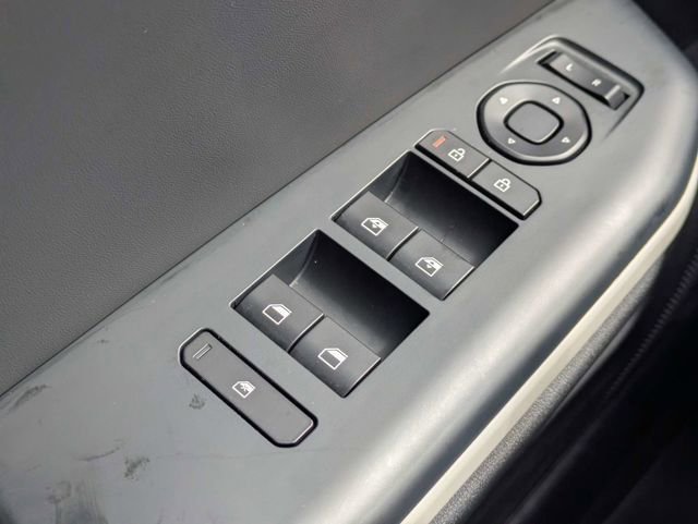 Used 2025 Kia K4 GT-Line w/ GT-Line Premium Package image 21