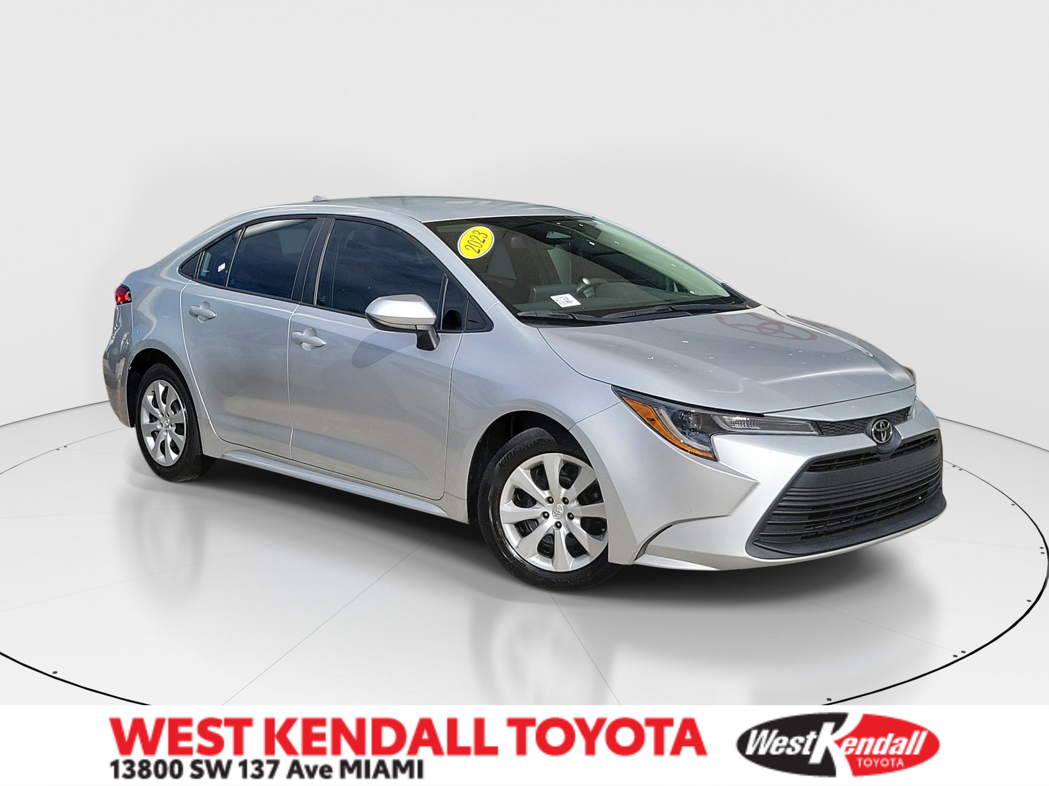 Used 2023 Toyota Corolla LE FWD image 1