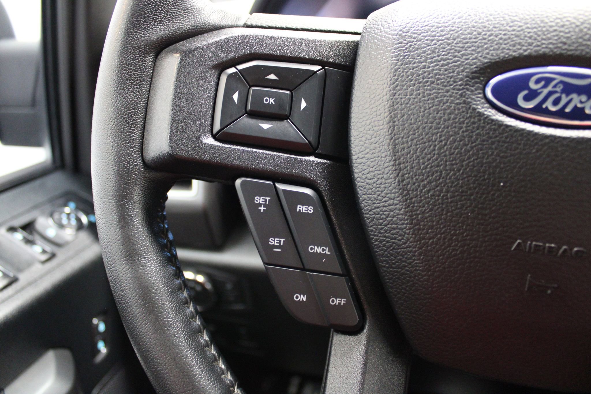 Used 2018 Ford F150 XLT w/ Equipment Group 302A Luxury image 37