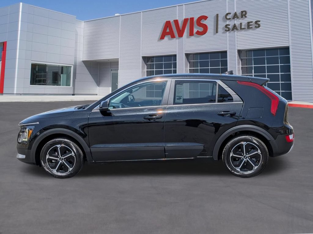 Used 2025 Kia Niro LX FWD image 10