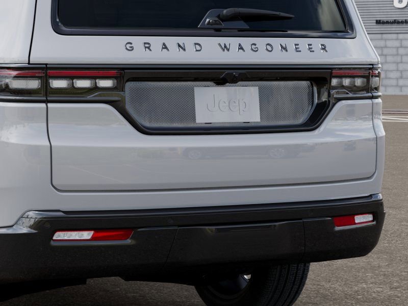 New 2025 Jeep Grand Wagoneer Series III w/ Rear Seat Video Group 1 image 14