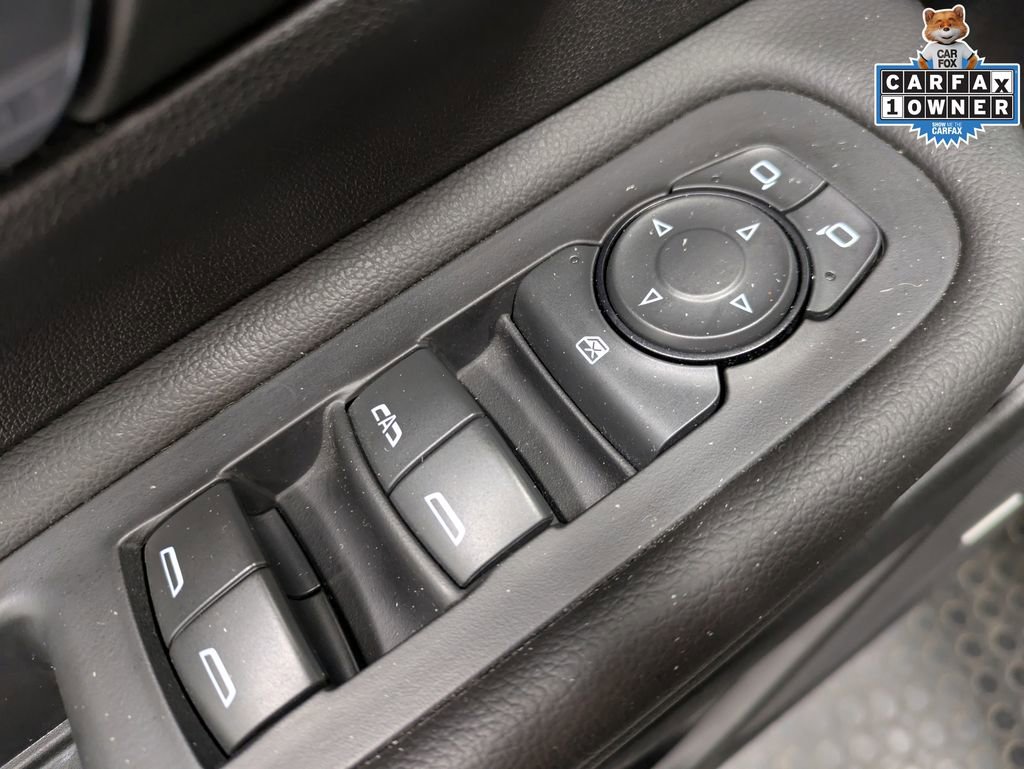 Used 2024 GMC Terrain Denali w/ Denali Premium Package image 11