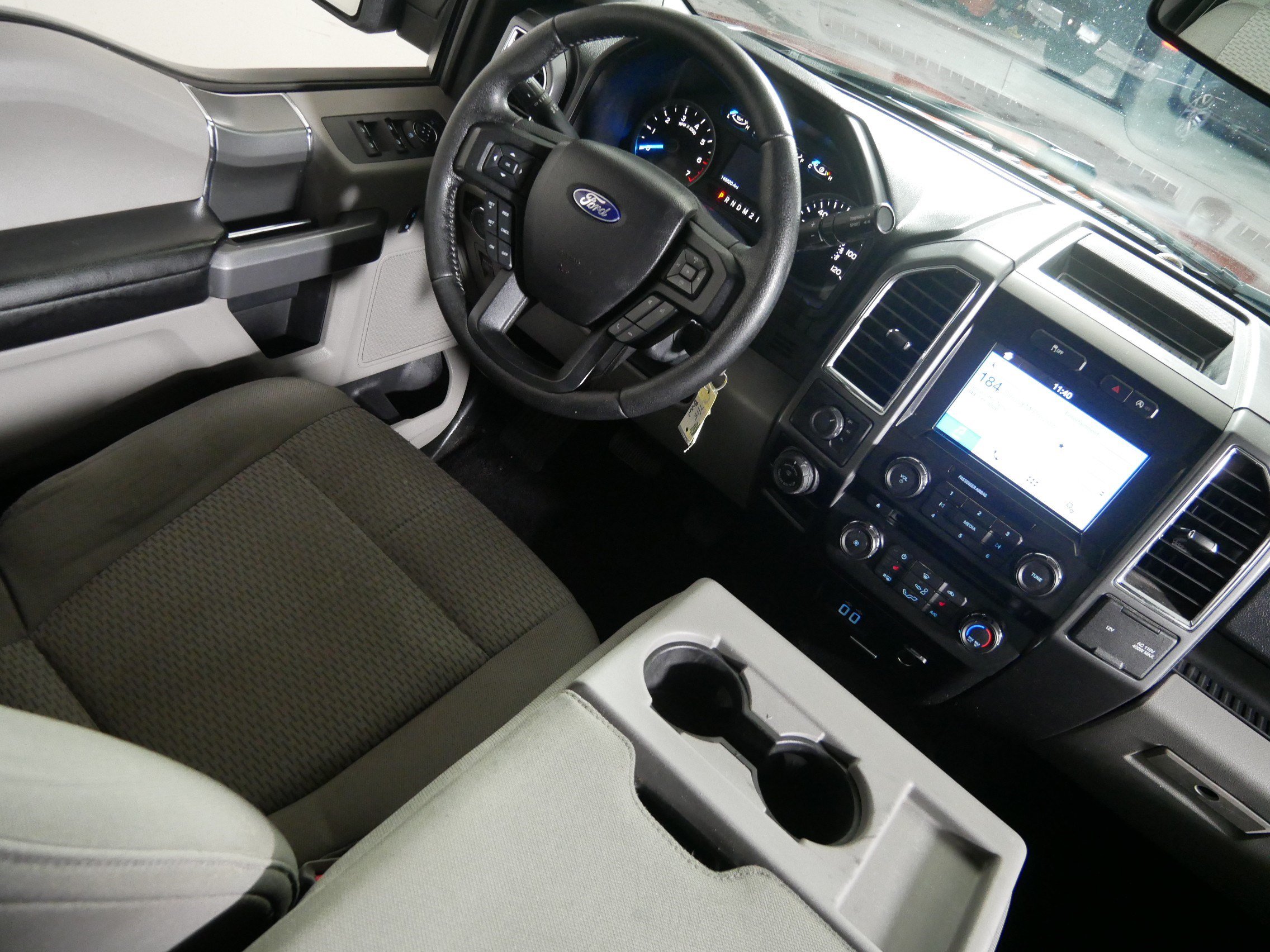 Used 2016 Ford F150 XLT w/ Equipment Group 302A Luxury AWD/4WD image 9