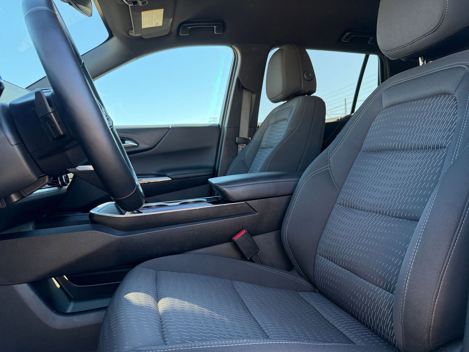 Used 2025 Chevrolet Equinox LT image 25