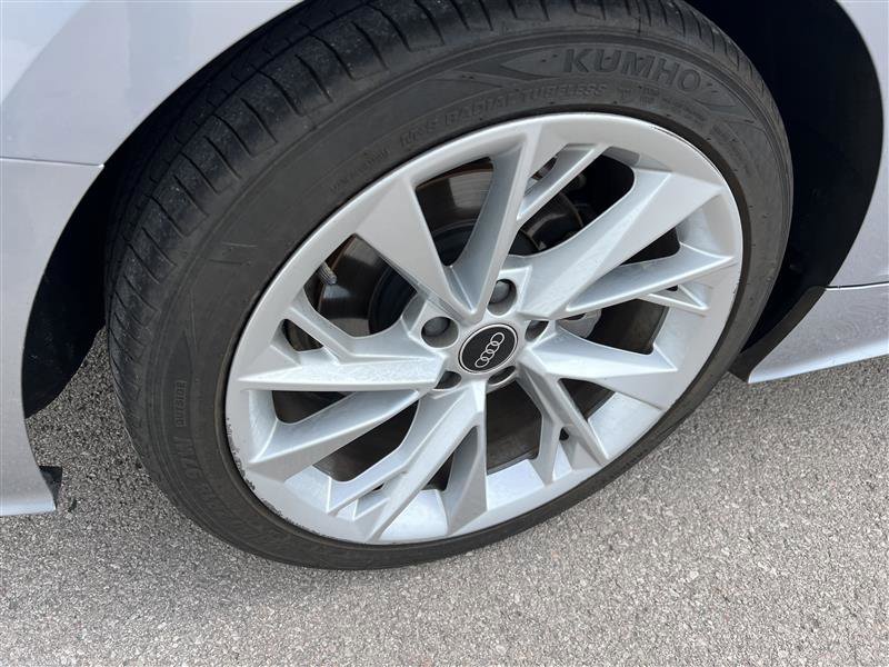 Used 2022 Audi A5 2.0T Premium image 16