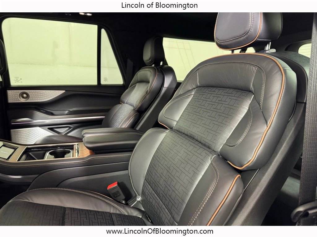 New 2025 Lincoln Navigator L Black Label image 53