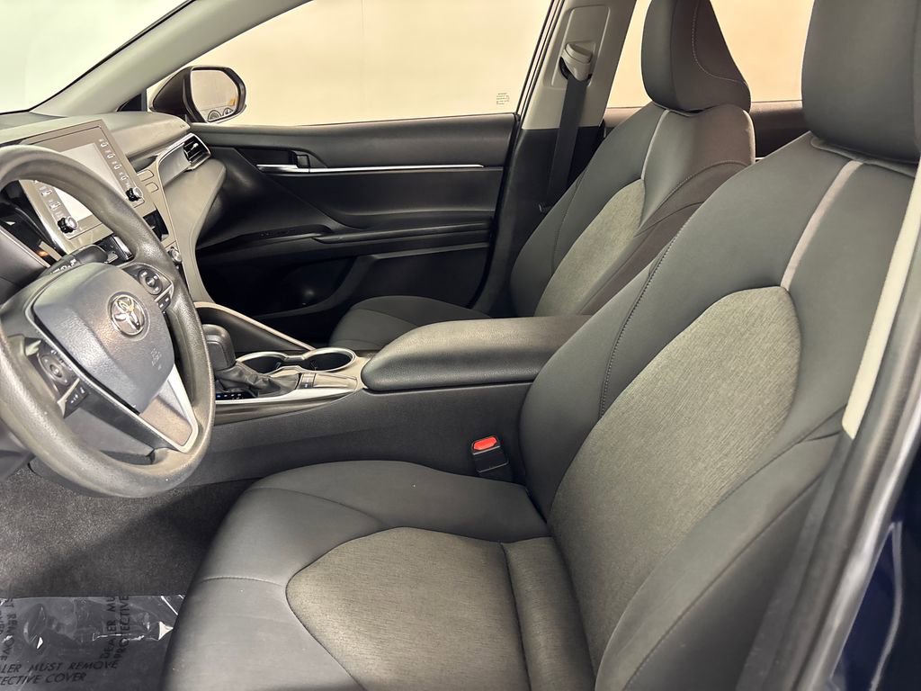 Certified 2022 Toyota Camry LE image 8