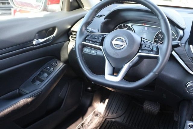 Certified 2025 Nissan Altima 2.5 SV w/ SV Premium Package FWD image 23