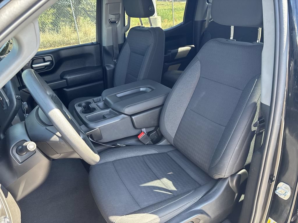 Certified 2022 Chevrolet Silverado 1500 Custom AWD/4WD image 22