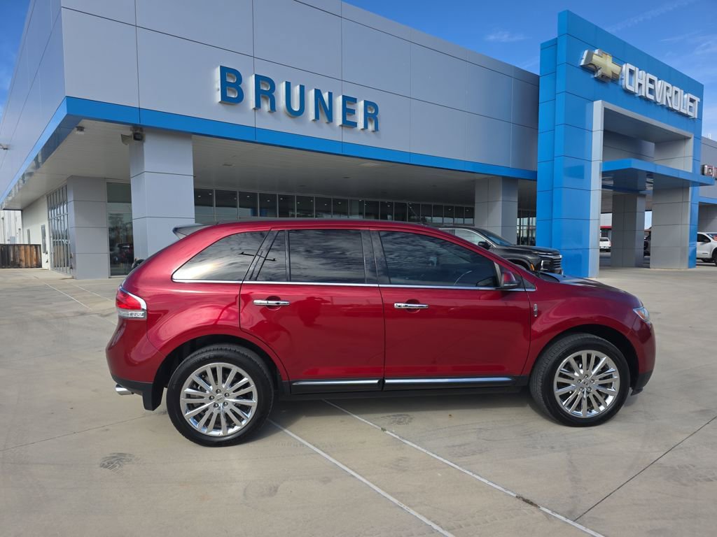 Used 2015 Lincoln MKX FWD w/ Equipment Group 102A image 20