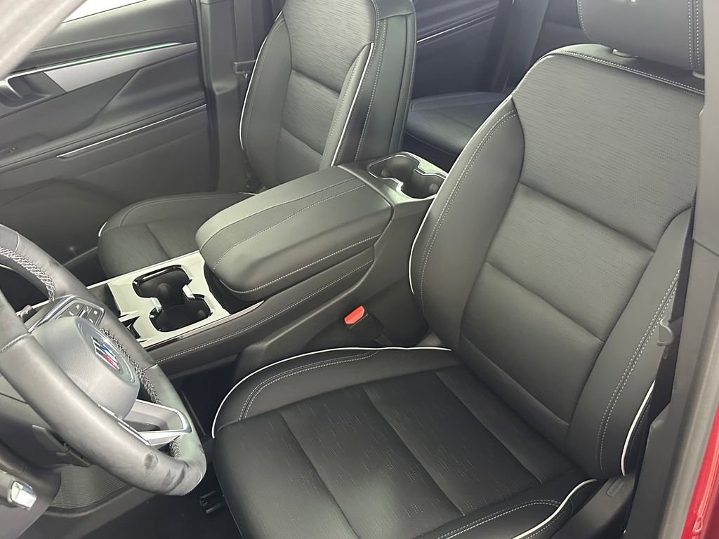 Used 2025 Buick Enclave Sport Touring w/ Power Package FWD image 22