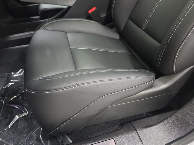 New 2027 Cadillac Optiq Luxury w/ LPO, Floor Liner Package AWD/4WD image 26