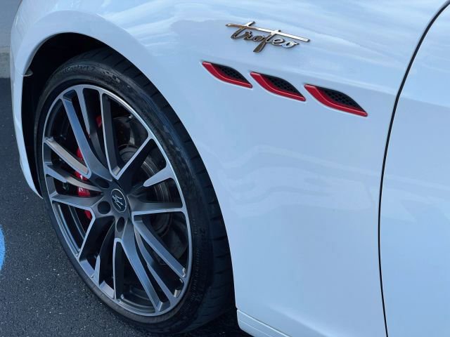 Used 2023 Maserati Ghibli Trofeo image 15