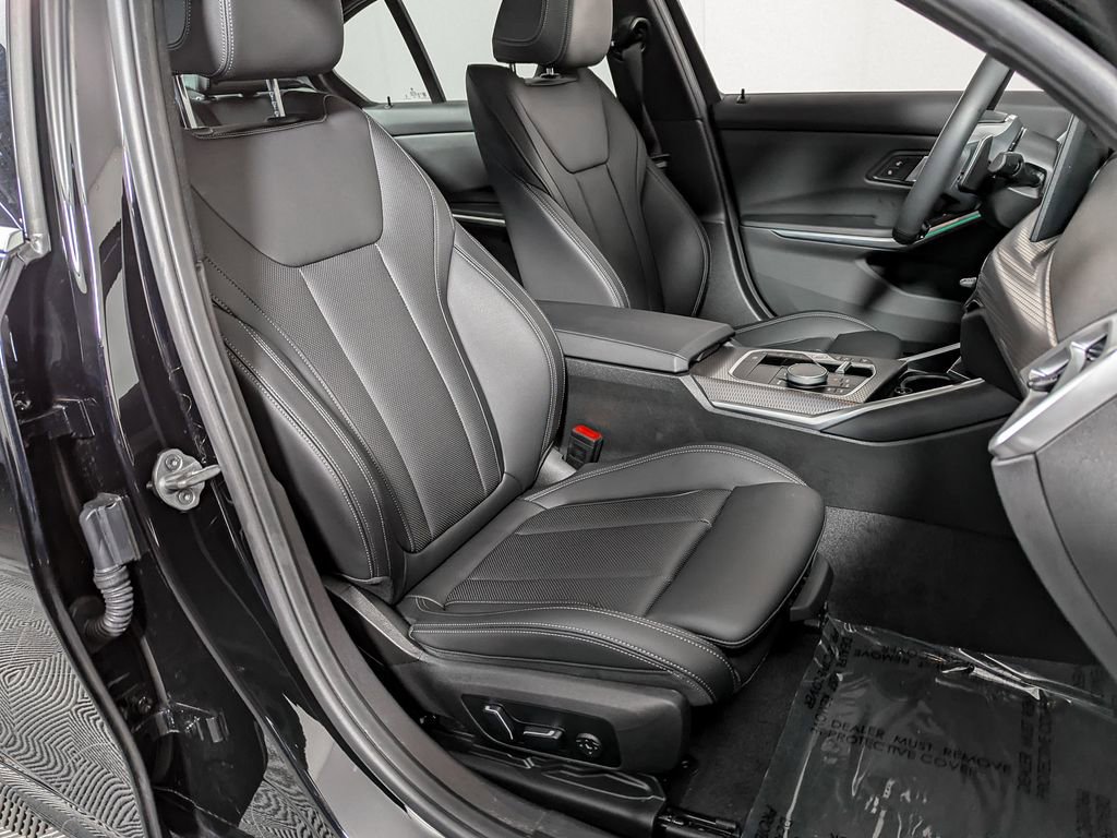 Used 2025 BMW 330i xDrive Sedan w/ M Sport Package image 22