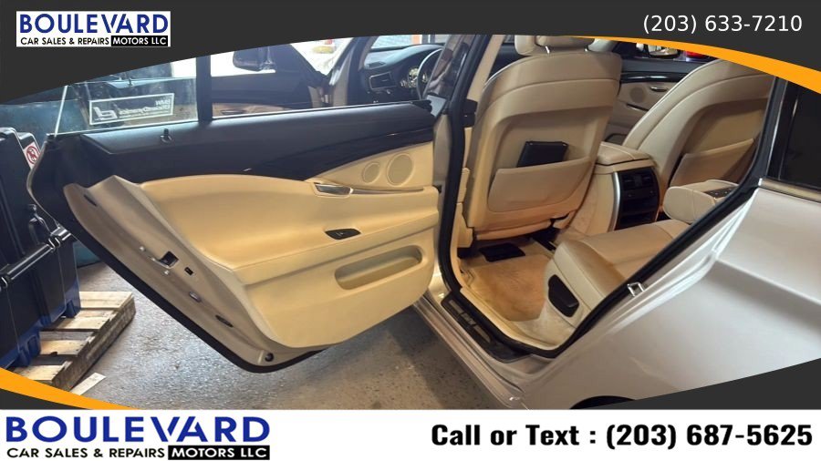 Used 2012 BMW 535i xDrive AWD/4WD image 31